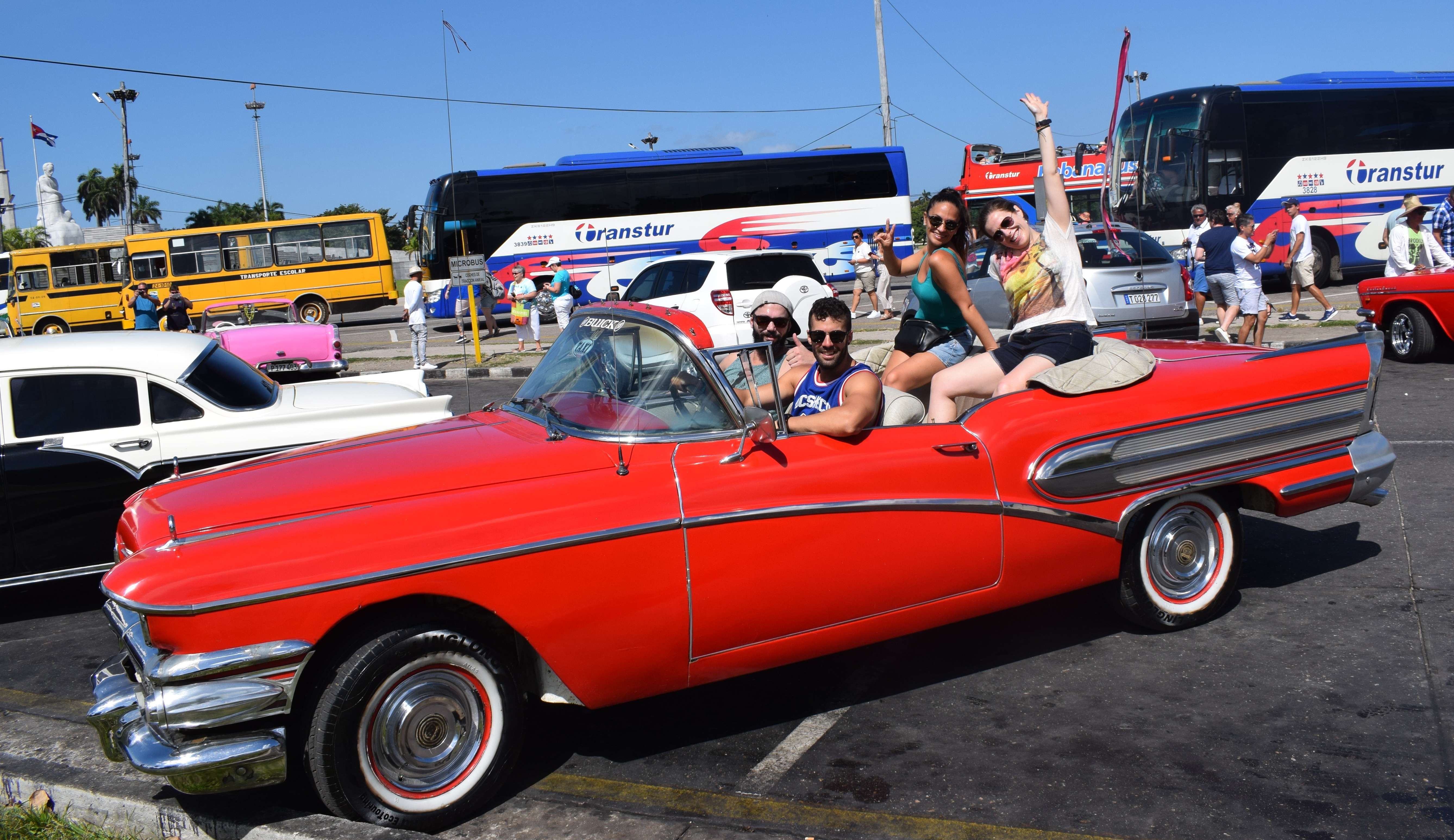 Tour Habana Vieja en descapotable